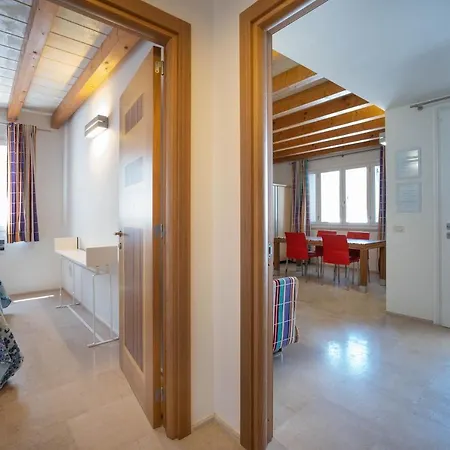 Daire Wepuglia - Calapaura *