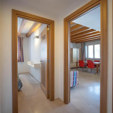 Daire Wepuglia - Calapaura *