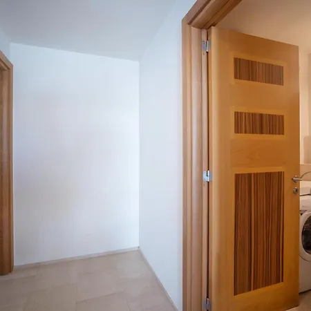 Wepuglia - Calapaura *